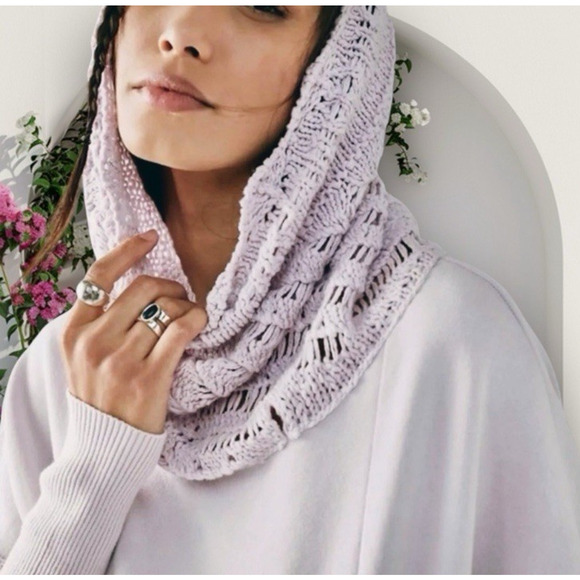 FREE PEOPLE Melody Crochet Swit Lilac Oversized Sweatshirt Small Boho Cozycore - Picture 8 of 13